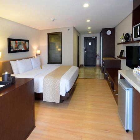 מונטינלופה Parque Espana Residence Hotel מראה חיצוני תמונה