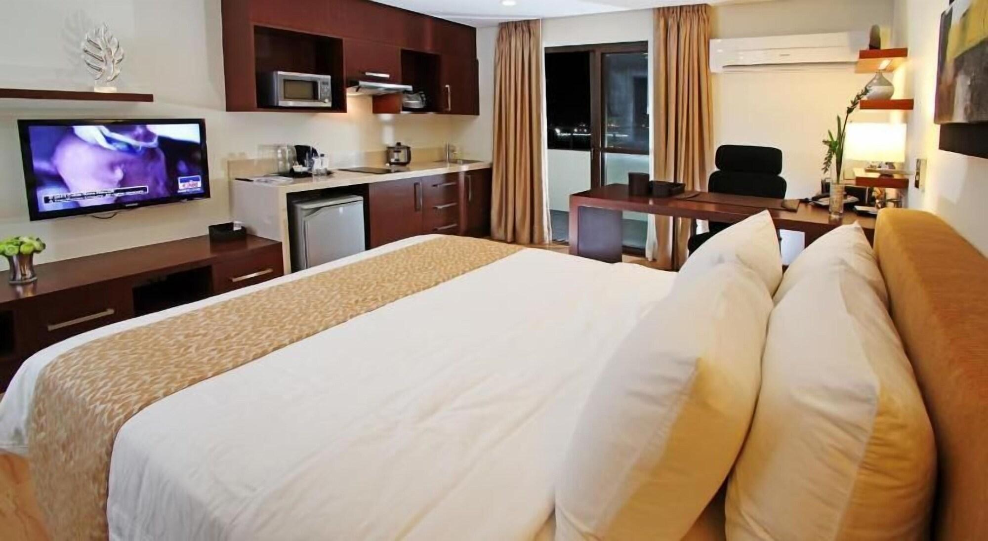מונטינלופה Parque Espana Residence Hotel מראה חיצוני תמונה